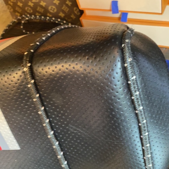 Haute shore Tote and Pochette - Picture 11 of 17